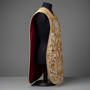 Casulla Romana Tradicional con Bordado a Mano en Hilo Dorado, Vestimenta Sacerdotal Católica, Túnica de Misa para Clérigos, Conjunto de 5 Piezas - Product Image 5