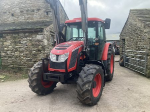 Tractor Agrícola ZETOR CRYSTAL 170 HS 120 en Venta, Compre un Tractor Agrícola Potente y Duradero, Listo para Trabajar - Product Image 6