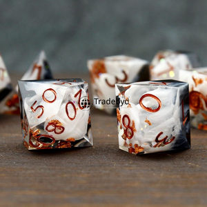 Dados Poliédricos Profesionales de Resina Moldeada, Equilibrados, Juego de 7 Piezas Ecológicas y Duraderas para Juegos de Mesa Tradebyd - Product Image 1