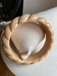 Trendy <b>Twisted</b> <b>Shape</b> Resin Lucite Bangle with Geometric Pattern Stylish Handmade Acrylic Bracelet for Womens Fashion Jewelry - Product Image 4