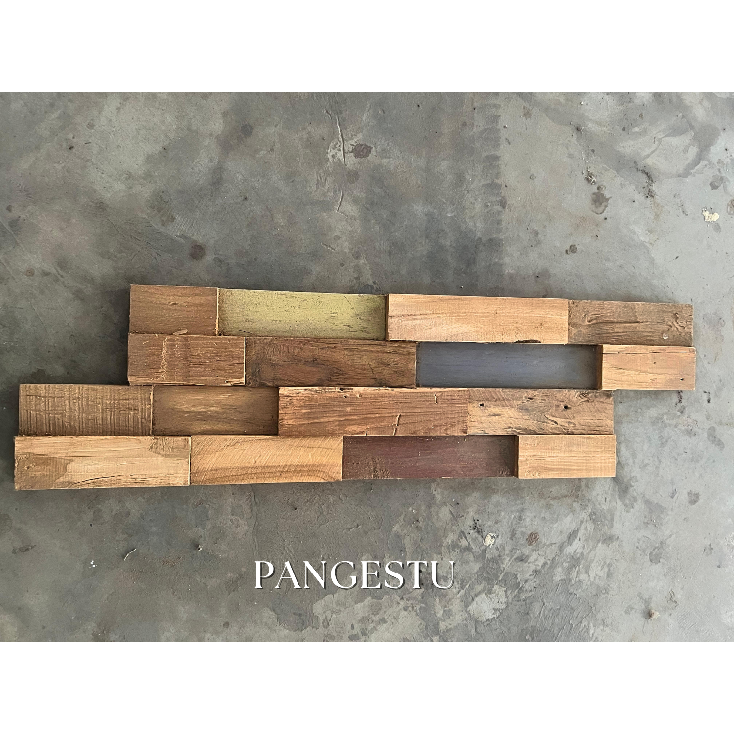 Natural teak brown Mixed natural wood tones Light and dark teak