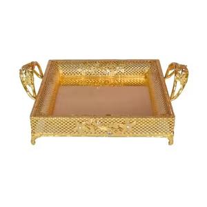 Fabuloso diseño en relieve de metal Bandeja para servir chocolate y frutas doradas de metal Bellamente elaborada por mayorista indio - Product Image 1