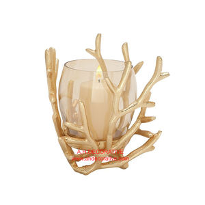 Dernier bougeoir pour la décoration de table Maison et jardin Pilier bougeoir fait main en aluminium brillant décoré pour le salon - Product Image 3