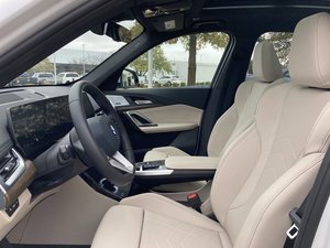 Tất cả các xe BMW X3 XDrive28i 2023 đã qua sử dụng, có hệ thống dẫn đường, dẫn động 4 bánh, nhập khẩu từ Mỹ, tay lái trái/phải, nội thất tối màu, giao hàng nhanh. - Product Image 2