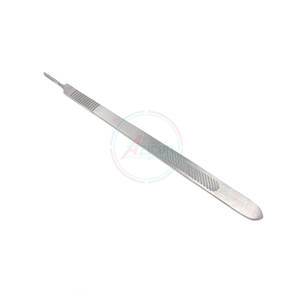 Source d'alimentation manuelle de couleur personnalisée en gros manche de scalpel en acier inoxydable base de conception unique pour les instruments chirurgicaux - Product Image 1