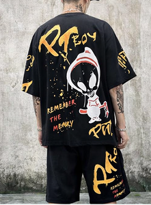 ชุดเสื้อยืดและกางเกงขาสั้นลายกราฟิกสตรีทแวร์สำหรับผู้ชาย ไซส์พลัส |   ชุดฮิปฮอปขนาดใหญ่ |   ชุดลำลองสองชิ้นสไตล์เมืองสำหรับฤดูร้อน - Product Image 6