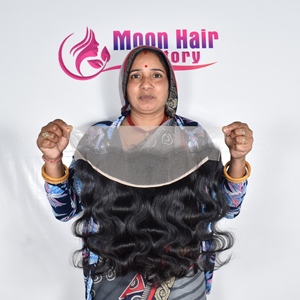Cheveux humains indiens de qualité supérieure, 100% export, style frontal Bodywave, soyeux, lisse, doux, brillant, naturel, disponible à la vente - Product Image 4