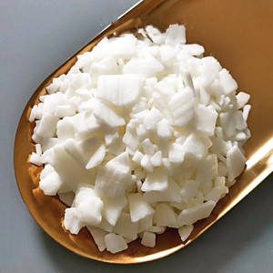 China Manufacturer <b>Supply</b> Natural Eco-Friendly Soy Wax Bulk 25kg Bags for Candle Making Used Home Decoration - Product Image 2