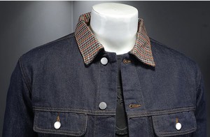 แจ็กเก็ตยีนส์สำหรับผู้ชายแฟชั่นใหม่2025เสื้อโค้ทลำลองคลาสสิกมีปกเสื้อโค้ทยีนส์สุดหล่อทันสมัย - Product Image 4