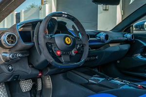 Ferrari 812 Competizione 2024 Certifiée, Propre et en Bon État, Personnalisable - Product Image 3