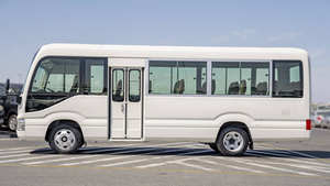 รถ SUV ปี 2024 ราคาประหยัด เครื่องยนต์ดีเซล ยูโร 4 สีเข้ม ขับเคลื่อนสี่ล้อ พื้นที่ภายในหุ้มหนัง พวงมาลัยซ้าย หลังคาพาโนรามา เกียร์อัตโนมัติ กล้องมองหลัง 360 องศา - Product Image 3