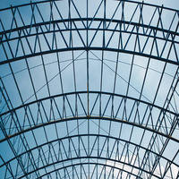Entrepôt en structure métallique préfabriquée, bâtiment métallique préfabriqué, atelier à toit courbé, hangar industriel en acier à grande portée