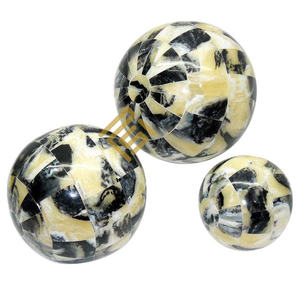 Vente en gros de boule de décoration en métal décoration colorée moderne de luxe maison de haute qualité nouveau design 2025 accessoires design antique - Product Image 3