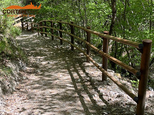 Serpiente E3C Corten Valla de acero para jardines y parques Interaxis 2000 mm Altura 1100 mm Sistema de fijación UNP - Product Image 3