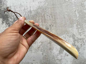 Handcrafted Natural Horn <b>Shoehorn</b> Set - Product Image 4
