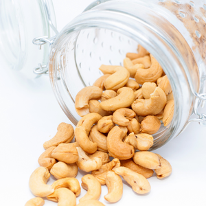 Nueces de Anacardo Naturales Secas Crudas, Calidad Premium de Exportación, Envasadas al Vacío a Granel, Sabor Rico, Textura Fresca para Compradores - Product Image 1