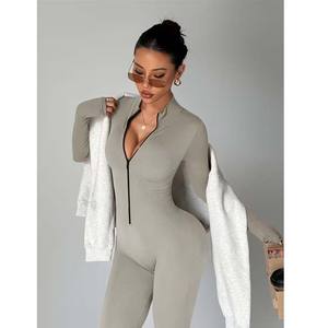 New Arrival Women Stretchy Compression Quick Dry Lightweight Yoga <b>Leggings</b> <b>and</b> <b>Tops</b> <b>Set</b> Ladies Fitness Sportswear <b>Set</b> - Product Image 2