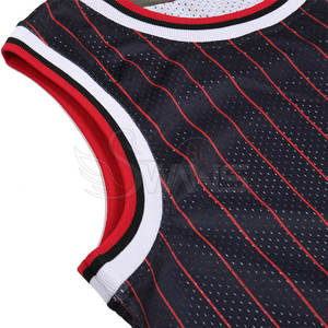 Maillot de basketball respirant personnalisé à prix d'usine avec manches courtes et option grande taille - Créez le vôtre - Product Image 4