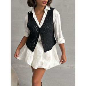 Chaleco de Encaje Negro con Botones para Mujer Topshow, Diseño Elegante sin Mangas con Tela de Mezcla de Algodón y Elastano para Venta al Por Mayor - Product Image 4