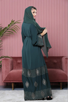 Abaya noire brodée pour femmes, manches longues, longueur au sol, robe modeste, style moyen-oriental, motif floral.
