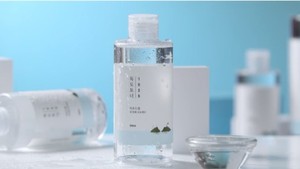 New Arrival Seawater Extracts Toner Calming, Soothing & <b>Moisturizing</b> Hypoallergenic Deep Moisture for Sensitive Skin OEM ODM - Product Image 3