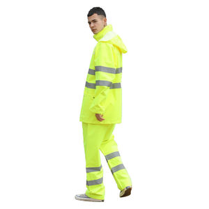 2025 alta calidad deportes correr poliéster hombres chaquetas al aire libre moda Casual ligero rompevientos conjuntos - Product Image 2