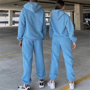 ชุดวอร์มผู้ชายแบบโอเวอร์ไซส์ผ้าฟลีซ ระบายอากาศได้ดี เหมาะสำหรับการฝึกซ้อมในฤดูหนาว พร้อมโลโก้พิมพ์ - Product Image 4