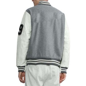 แจ็คเก็ตเบสบอลบอมเบอร์วาร์ซิตี้หนังเคลือบสำหรับผู้ชายสไตล์วินเทจ ปักโลโก้ตามสั่ง ป้องกันแบคทีเรียสำหรับฤดูหนาว - Product Image 4