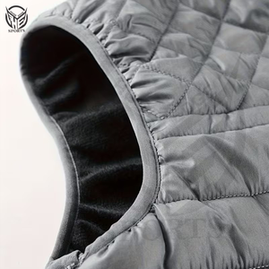 Chaleco Acolchado de Invierno para Hombre, con Cierre, 100% Poliéster, Ecológico, Cortavientos, de Secado Rápido - Product Image 4