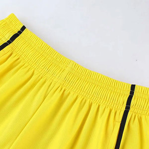 Ensembles d'uniformes de basketball sans manches antibactériens avec logo personnalisé pour hommes, 100 % polyester, service OEM en gros, position du logo sur le devant - Product Image 4