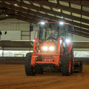 TRACTOR AGRÍCOLA DIÉSEL 4WD SERIE M4 DE KUBOTA USADO |   Tractor Agrícola Utilitario M4D-061 M4-071 M4D-071 de 65HP 72HP con Cargador - Product Image 2