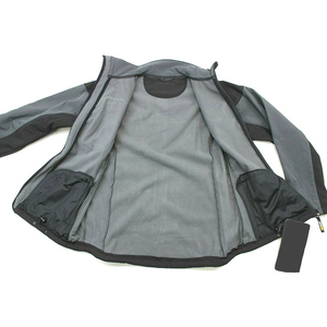 Chaqueta Softshell ligera para hombre impermeable transpirable para otoño al aire libre cierre de cremallera hecho en Pakistán - Product Image 2