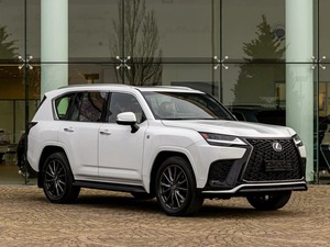 2024-2025 LX 600 3.4 AT 415 แรงม้า ขับเคลื่อน 4 ล้อ เบนซิน เกียร์อัตโนมัติ สีแดง ภายในเบาะหนัง รถ SUV พวงมาลัยซ้าย/ขวา - Product Image 2