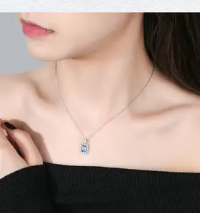 Dainty Princess style 925 argent sterling 2024 bijoux fins collier de diamants de laboratoire en zircon bleu taille émeraude pour les femmes