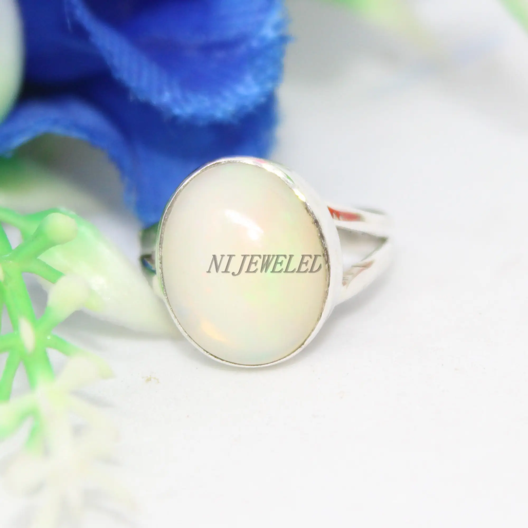 Trắng Opal hình bầu dục 925 sterling Silver đá quý Nhẫn đối với phụ nữ quà tặng trang sức vòng bán buôn nhà sản xuất