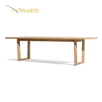 Vente directe usine – Table de salle à manger longue en teck massif, personnalisable, moderne et durable, pour extérieur (villa, plage, hôtel, jardin)