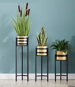 Maceta de suelo hecha a mano de diseño clásico, maceta de suelo de Metal con soporte de acabado dorado con macetas de pie de diseñador - Product Image 5