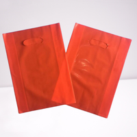 Sacs en plastique personnalisés avec poignées découpées pour salons professionnels, cadeaux promotionnels et achats en détail