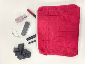 Bolsa de mano tejida de pana de algodón para mujer con rayas multicolores ecológicas, bolsa de viaje para compras al aire libre fabricada en la India - Product Image 5