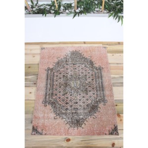 Tapis turc rose à motifs floraux en laine, 2,6 x 3,3 pieds - Product Image 1