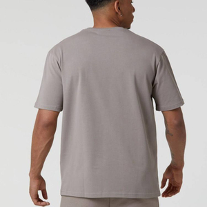 Vente en gros T-shirts surdimensionnés à épaules tombantes pour hommes T-shirt à manches courtes de haute qualité avec logo personnalisé, léger et vierge - Product Image 3