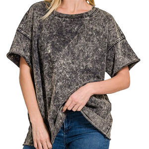 Fashionista's Choice Acid Wash Camisetas de gran tamaño para mujer Camisetas de mujer de gran tamaño con lavado ácido elegante y relajado - Product Image 1