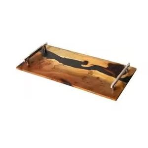 Plateau de service rond en bois et résine avec bord doré, parfait pour la décoration de cuisine de luxe, la maison moderne et la table élégante. - Product Image 4