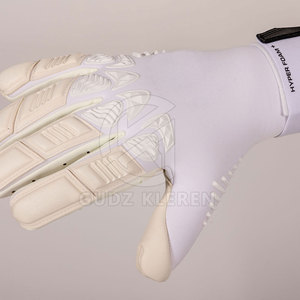 Gants de gardien de but professionnels de protection personnalisés gants de gardien de but en latex de haute qualité gants de gardien de but de football - Product Image 5