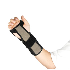 ที่รัดข้อมือแบบระบายอากาศได้สำหรับออกกำลังกาย บาสเกตบอล แบดมินตัน และยกน้ำหนัก ยี่ห้อ MESS SPORTS ทำจากวัสดุ Neoprene ปรับขนาดได้ - Product Image 2