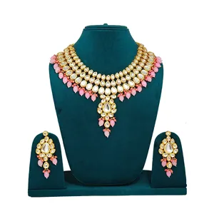 Ensemble de bijoux de mariée élégant en Kundan rose pour femmes et filles, style vintage, collier et boucles d'oreilles plaqués or pour mariage et cadeau - Product Image 2