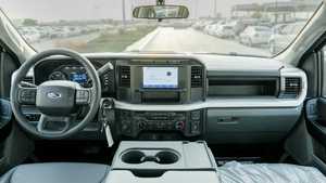 TOUT NEUF 2024 FO RD SUPER DUTY F-250 XL 0 KM 400-499 CV 5 PLACES 8 CYLINDRES TRANSMISSION AUTOMATIQUE - Product Image 5