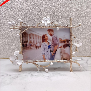 Luxury 2024 Golden and White Flower <b>Metal</b> <b>Photo</b> <b>Frame</b> - Product Image 1