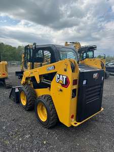 Chargeuse compacte CAT 246D d'occasion, équipement de construction compact haute performance, mini-chargeuse robuste et durable à vendre - Product Image 4