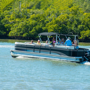 Bateau à pontons en aluminium avec <span class=keywords><strong>moteur</strong></span>, style moderne, gilet de sauvetage, structure stable, éclairage de navigation, grande capacité, <span class=keywords><strong>chaise</strong></span> pliante - Product Image 4